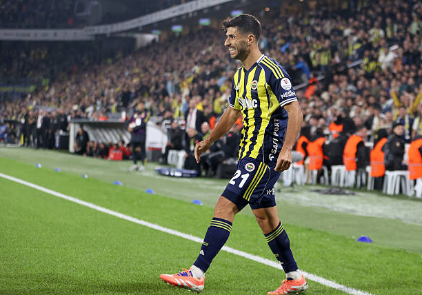 Asensio kiến tạo, Fenerbahce hủy diệt 10 người Gaziantep_691f011a3c36d.jpeg