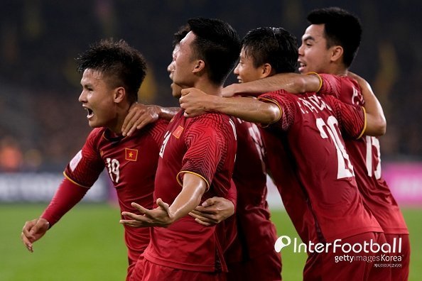 Báo Hàn: “Việt Nam tiến mạnh mẽ, Hàn Quốc phải học hỏi”_691f05de3e46a.jpeg