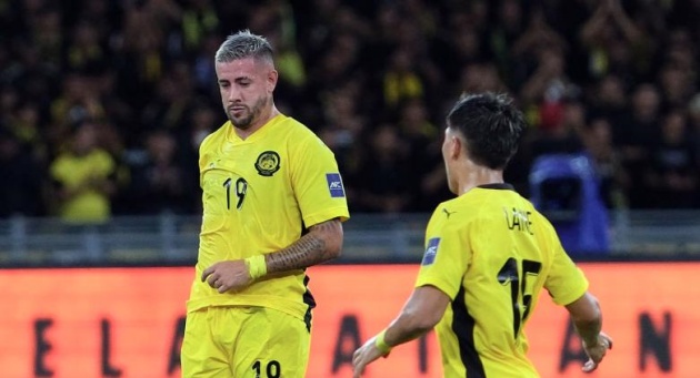 Bóng đá Malaysia: Cựu lãnh đạo và danh thủ yêu cầu FAM nhận lỗi sau án phạt FIFA_691eff196d7ce.jpeg