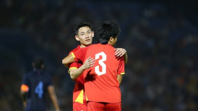 Đôi cánh nguy hiểm của tuyển Việt Nam trước Malaysia_691f00aee4a73.jpeg