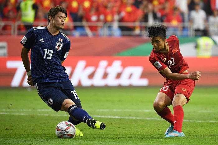 Ký giả Anh: Cứ đá thế này, tuyển Việt Nam có thể nghĩ đến World Cup_691f084e25dd0.jpeg