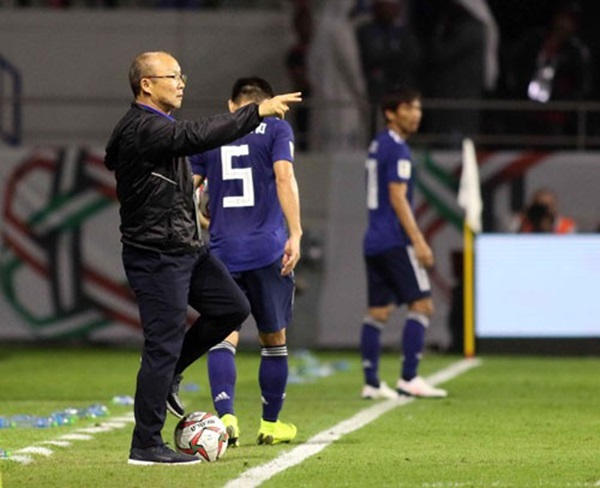 Làm thế nào giữ chân HLV Park Hang-seo?_691f07cf09197.jpeg