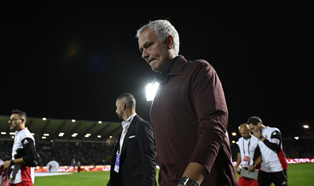 Mourinho thất vọng với Benfica dù giành chiến thắng_691f016c60671.jpeg