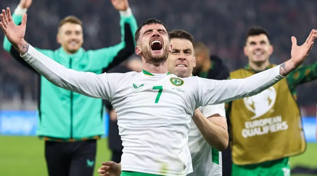 Người Ireland sống lại giấc mơ World Cup với cú hat-trick lịch sử_691eff4106e2a.jpeg