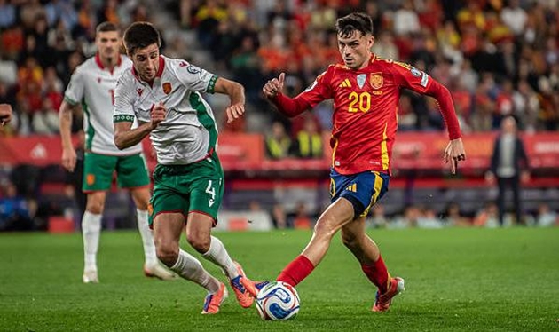 Thắng dễ Bulgaria, HLV Tây Ban Nha dành lời khen cho Pedri_691f02348ae98.jpeg