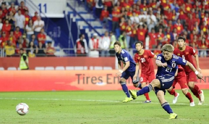 Top 5 cầu thủ xuất sắc Tứ kết Asian Cup: 1 tuyển thủ Việt Nam được vinh danh_691f07556af16.jpeg