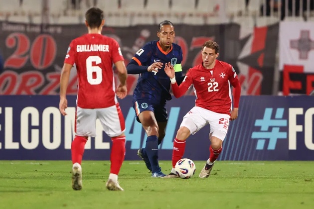 Tuyển Hà Lan thắng 4-0 nhưng gây tranh cãi, Van Dijk: “Không dễ như mọi người nghĩ”_691f046ec632b.jpeg