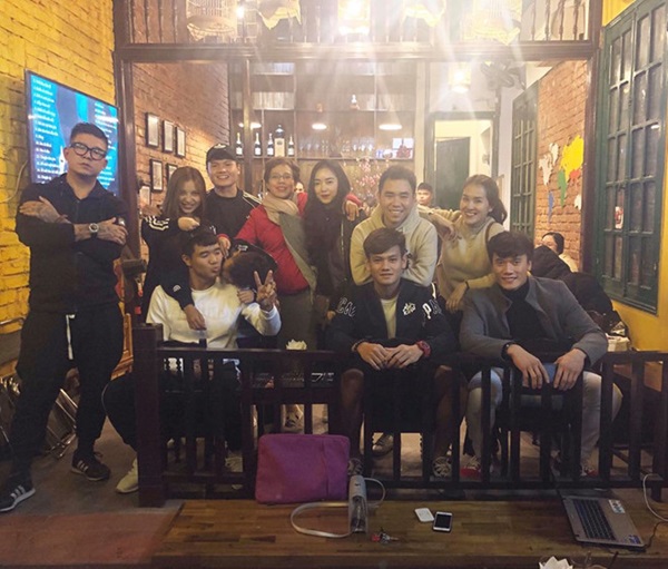 Tuyển thủ Việt Nam làm gì trong ngày đầu trở về từ Asian Cup 2019?_691f074e3461f.jpeg