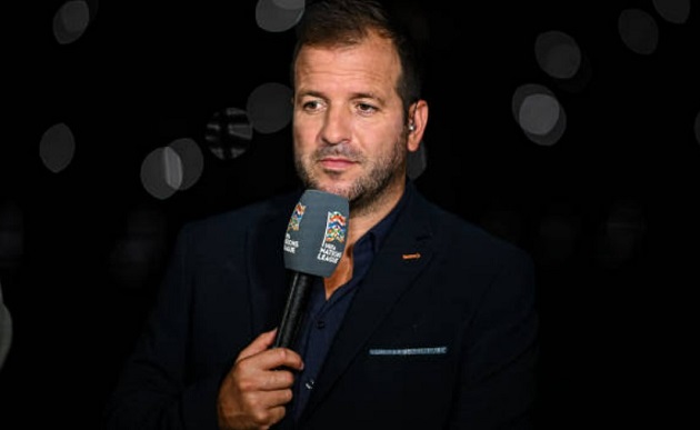 Van der Vaart nói lời thô tục về Ronaldo, mỉa mai người BĐN_691f04228acc6.jpeg