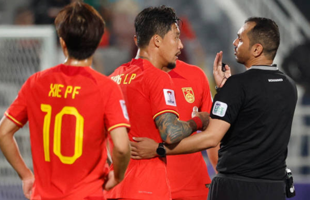VAR hủy bàn, Trung Quốc hòa tiếc nuối Tajikistan_691f02ff1b711.png