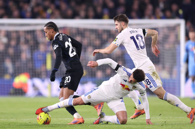 Chelsea thất bại trước Leeds, Enzo Maresca lo lắng về phong độ của Pedro_694e77192e8c8.png