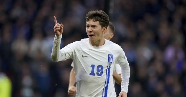 Chelsea theo đuổi Karetsas, sao mai Genk vào tầm ngắm cho năm 2026_694e74d6a22f3.jpeg