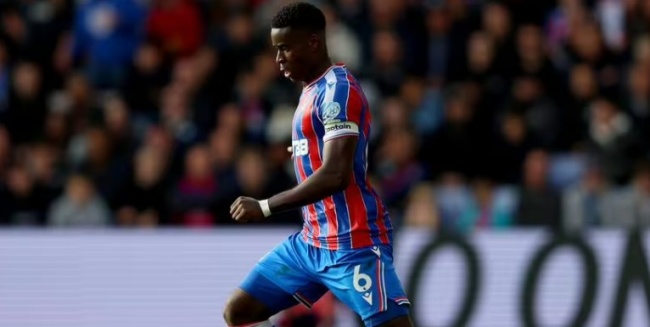 Chelsea tìm trung vệ mới thay Colwill, từ chối mua Marc Guehi_694e7fd673e44.jpeg