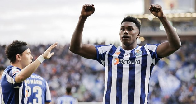 Chuyển nhượng sáng 20/10: Chelsea chi đậm vì Omorodion; Barca xem giò Greenwood_694e7e6549cb0.jpeg