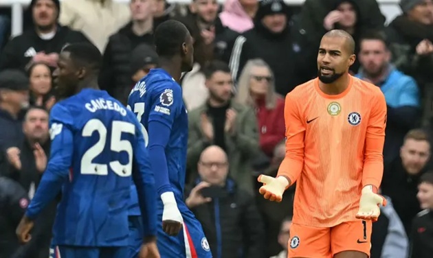 Gary Neville lo ngại Chelsea thiếu kinh nghiệm và bản lĩnh_694e74dc78063.jpeg