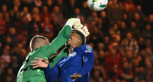 Khoảnh khắc khó đỡ của thủ môn Chelsea_694e81df356c5.jpeg