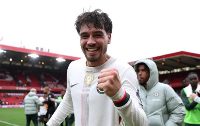 Shearer khen Guiu là số 9 đúng nghĩa, tạo khác biệt cho Chelsea_694e7e71f4061.jpeg