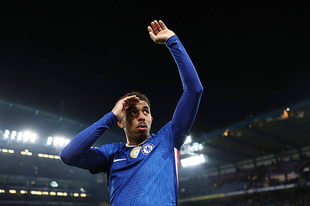 Thảm bại trước Leeds: Không chỉ Caicedo, Chelsea nhớ cả Fofana_694e77127c4f5.jpeg