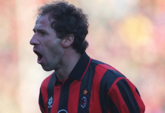 10 trung vệ ‘lùn’ đỉnh nhất lịch sử: Chelsea, Real góp đại diện_695cdb87de186.png