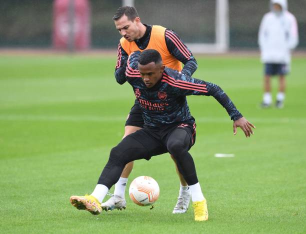 5 điều rút ra từ buổi tập của Arsenal: Bất ngờ Zinchenko; Thái độ của Saka và Saliba_695cd8fed26b4.jpeg