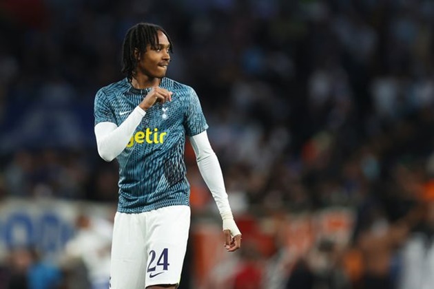 6 gương mặt cần bến đỗ mới: Người cũ Liverpool; 3 cầu thủ M.U_695cd586bf477.jpeg