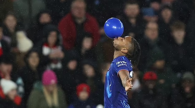 Barca xác định thời điểm chiêu mộ ngôi sao ”bất mãn” của Chelsea_695a9166b9614.jpeg