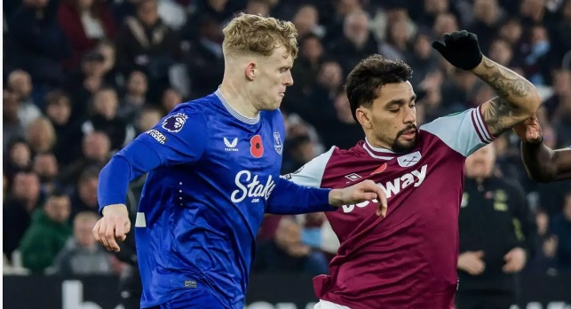 Carragher khuyên Chelsea chiêu mộ Jarrad Branthwaite_695a948e238c3.jpeg