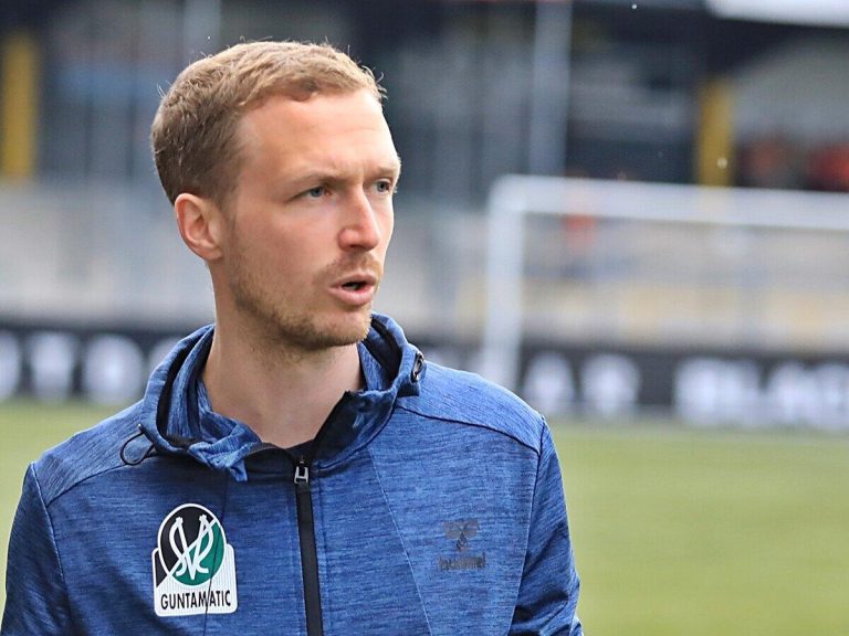 Chân dung Maximilian Senft: Thần bài làm thay đổi nền bóng đá Áo_695cb39e48a3c.jpeg