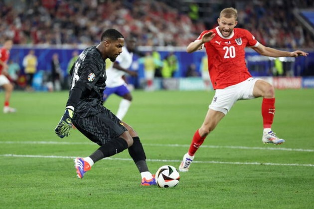 Chelsea 5 lần 7 lượt hỏi mua Mike Maignan_695aa780b1c3f.jpeg