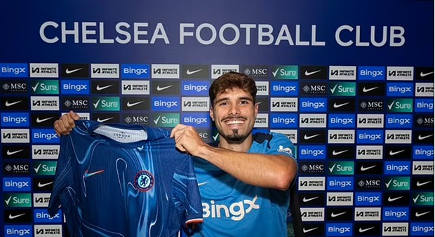 “Chelsea cần phải ngừng mua cầu thủ. Các cầu thủ cũng phải ngừng ký hợp đồng với Chelsea”_695aaf948e904.jpeg