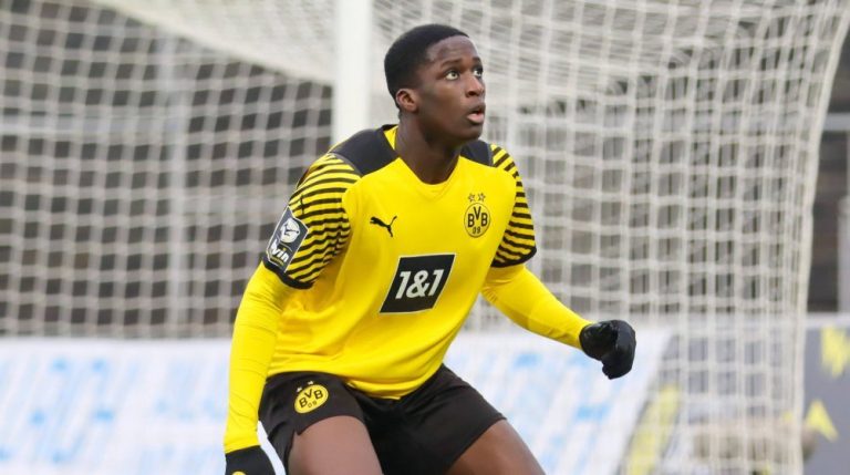 Chelsea đàm phán chiêu mộ hậu vệ Coulibaly của Dortmund_695a65ad15426.jpeg