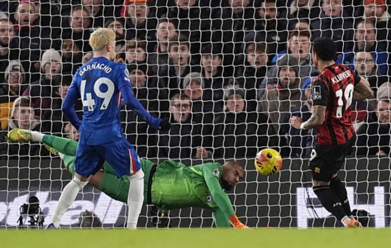 Chelsea hòa Bournemouth, Carragher mỉa mai sai lầm phòng ngự_695a48e0557ca.jpeg