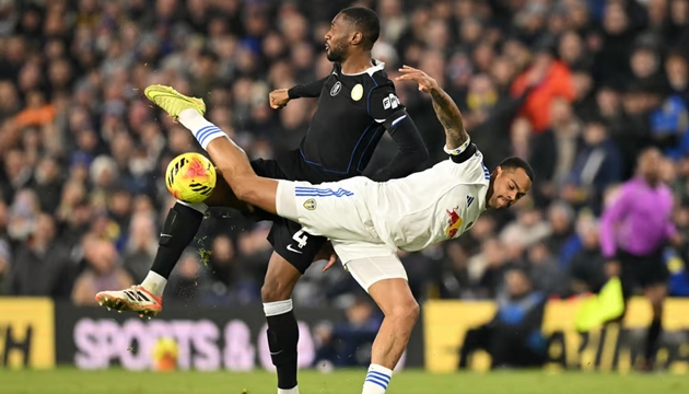 Chelsea thua Leeds 1-3: Màn trình diễn thảm họa tại Elland Road_695a4d6273920.jpeg