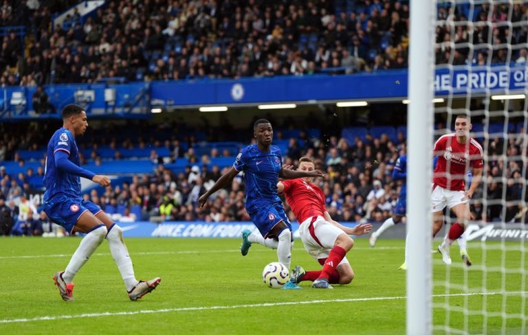 Chelsea thủng lưới vì chuyên gia bóng chết_695aa4cde8da6.jpeg