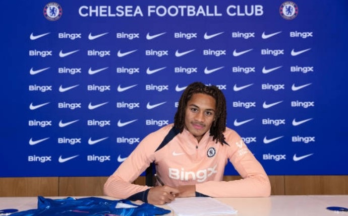 Chi 12 triệu bảng, Chelsea có bản sao hoàn hảo của Moises Caicedo?_695a86d816dd0.jpeg