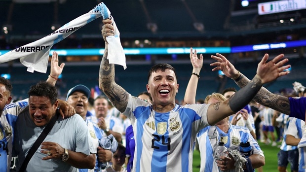 CHÍNH THỨC: Chelsea ra thông báo về Enzo Fernandez_695ab1ca4b2be.jpeg