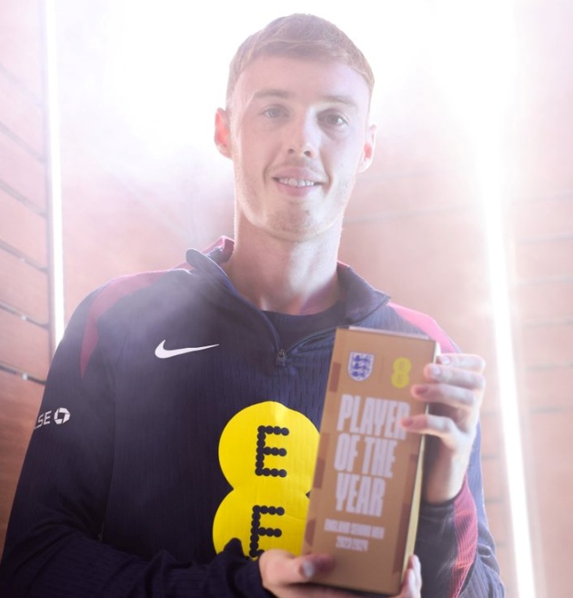 CHÍNH THỨC! Vượt qua Bellingham và Saka; Cole Palmer được vinh danh_695aa3d90a7d7.jpeg