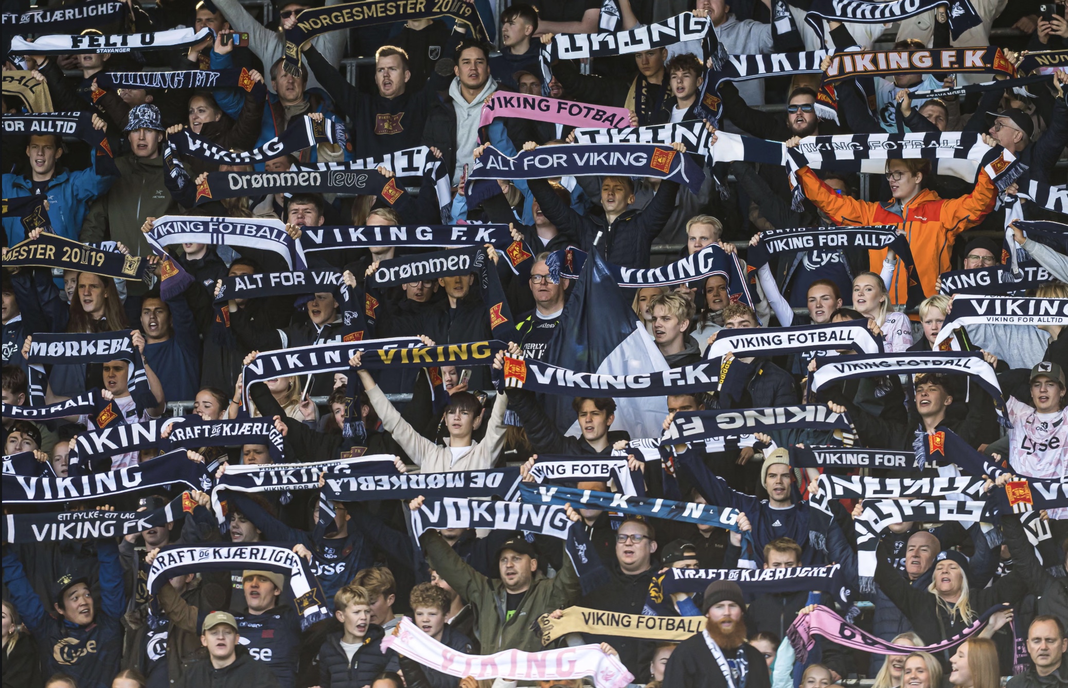 Chuyện lạ Viking: Lên đỉnh Na Uy nhờ mô hình 2 HLV trưởng_695caa2e60135.jpeg