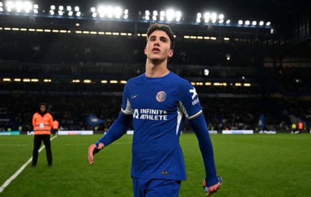 Chuyển nhượng tối 6/1: Zirkzee có thể rời Man Utd; Barca vẫn muốn chiêu mộ bom tấn trong tháng 1_695a8e7828496.jpeg