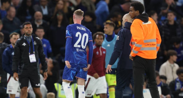 Đá như mơ ngủ, dàn sao Chelsea bị la ó ngay tại Stamford Bridge_695aaebf1904a.jpeg