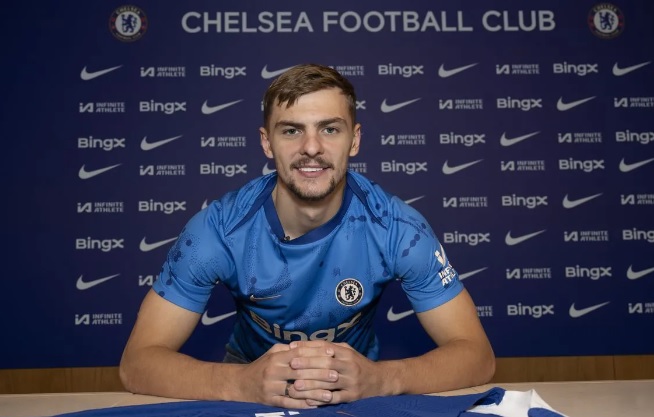 Đối thủ Premier League sẵn sàng giải cứu Dewsbury-Hall khỏi ‘địa ngục’ Chelsea_695a9ac590cff.jpeg