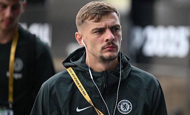 Everton hỏi mua Kiernan Dewsbury-Hall của Chelsea_695a5f4a1fdb9.jpeg