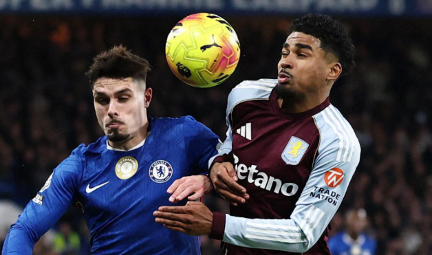 Ian Maatsen chạm tay rõ ràng, VAR từ chối phạt đền cho Chelsea_695a49a5e9351.jpeg