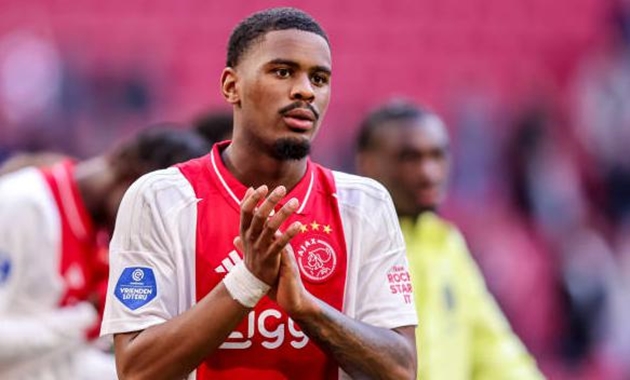 Jorrel Hato: Mảnh ghép chiến lược mà Chelsea của Enzo Maresca đang tìm kiếm?_695a60a8c09df.jpeg