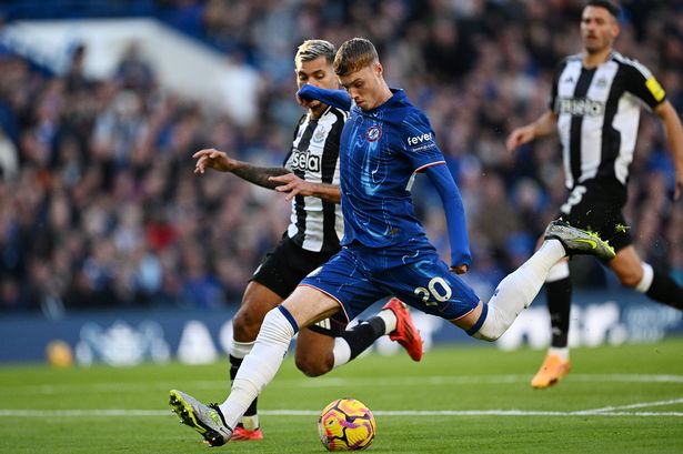 Lampard: “Cole Palmer đang là cầu thủ xuất sắc nhất ở Premier League”_695a9dbdb48f7.jpeg