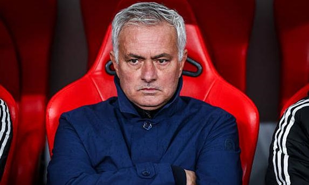 Mourinho tiết lộ cầu thủ Benfica tức giận dù chiến thắng_695a46d70406f.jpeg