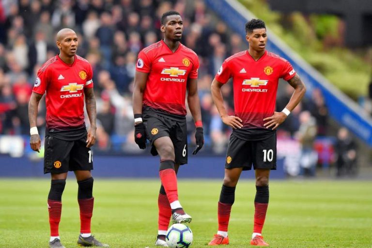 MU: Kẻ vĩ đại mất phương hướng, chấp nhận tầm thường_695cf700222b2.jpeg