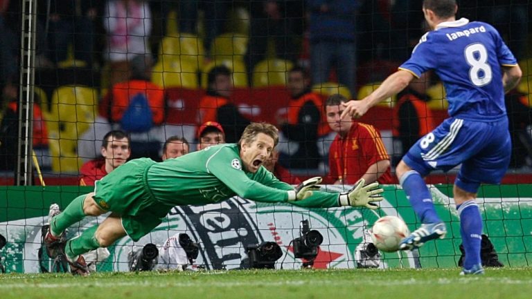 Những cầu thủ Chelsea từng ghi bàn ở chung kết cúp châu Âu (phần 1)_695cf6c6a8c3f.jpeg