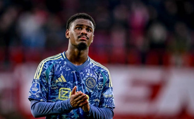 NÓNG! Chelsea hoàn tất chiêu mộ Jorrel Hato, kiểm tra y tế trong hôm nay_695a5fe21ec95.jpeg