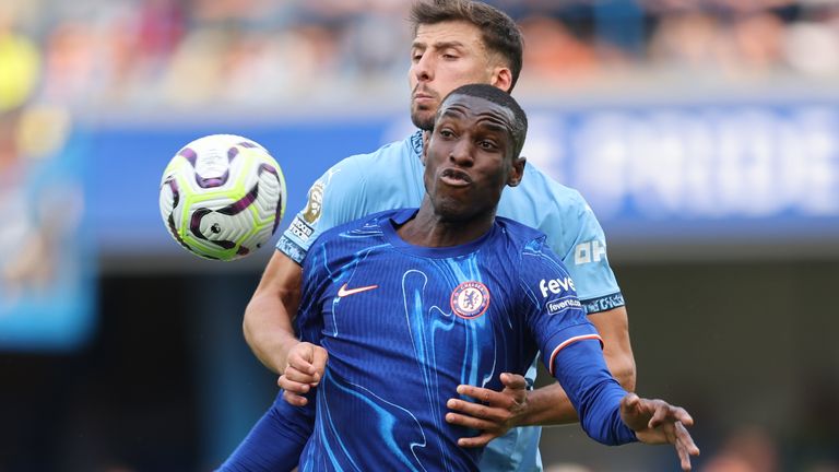 Obi Mikel nói lời tàn nhẫn về Nicolas Jackson_695ab047ea17b.jpeg